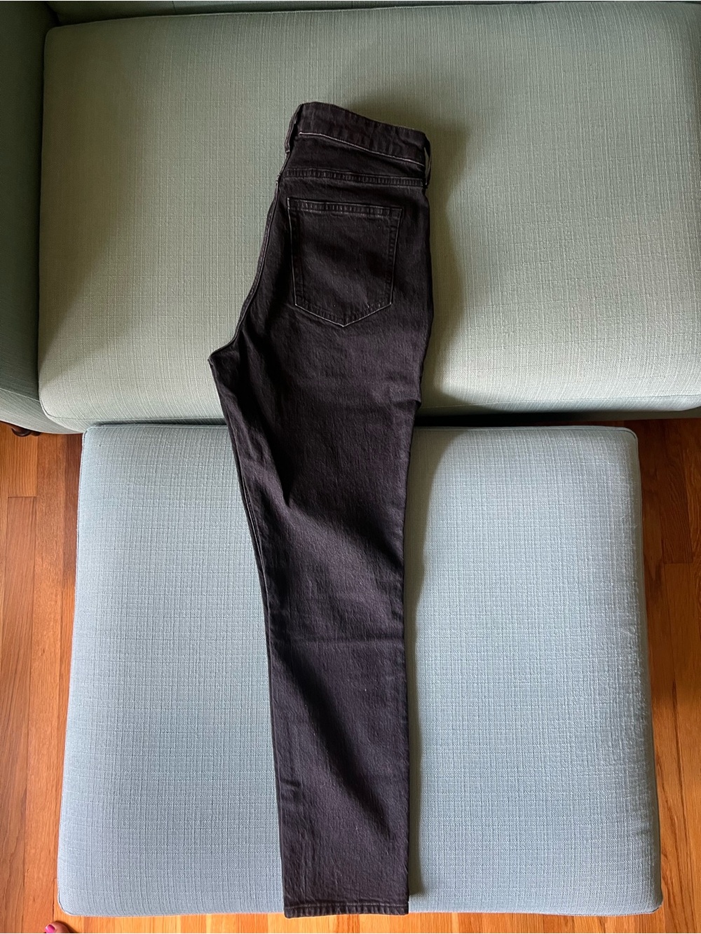 Abercrombie & Fitch Black High-Rise Straight-Leg Jeans - Picture 2 of 4